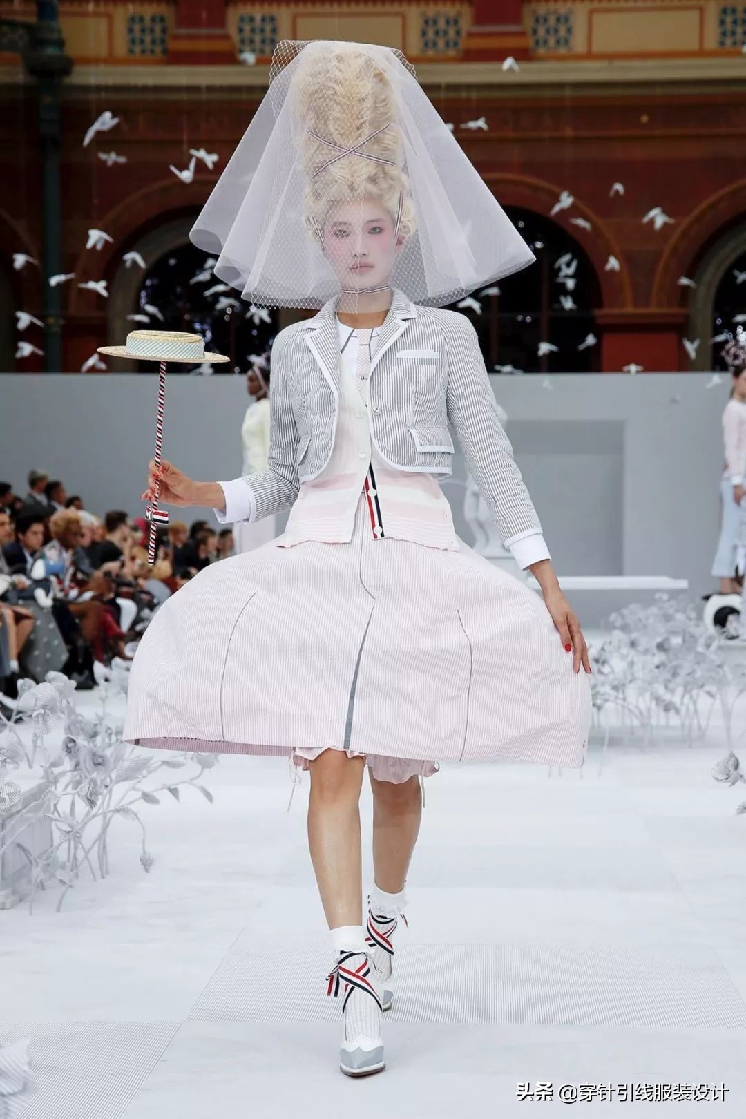 thombrowne西装全身搭配,thombrowne西装上身效果