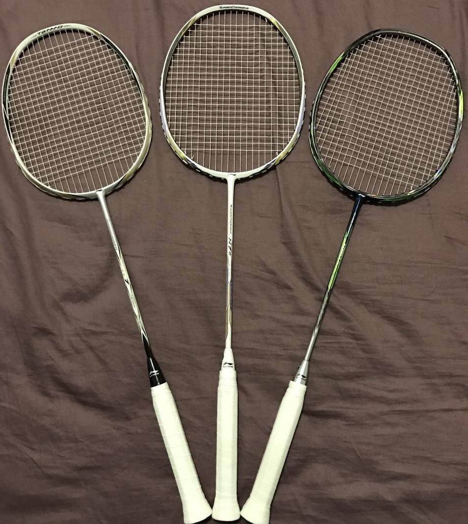 纯白色的羽毛球拍推荐,李宁纯白色羽毛球拍