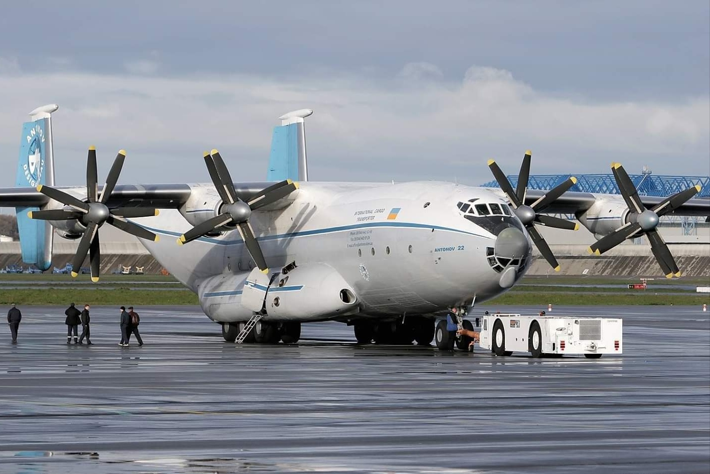 俄国最大的军用运输机是什么,俄罗斯最大军用运输机多大
