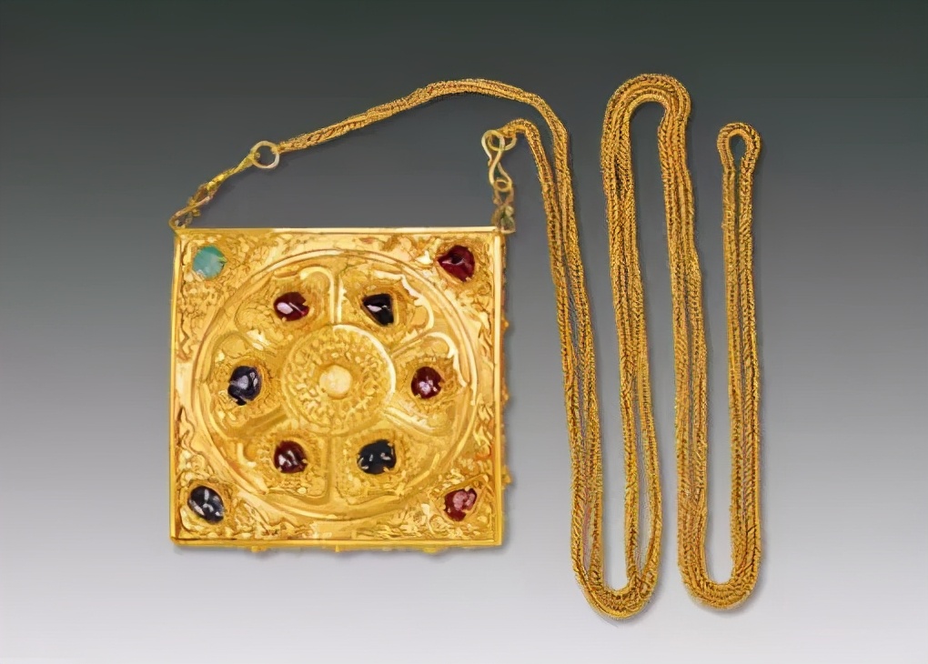 明朝已婚和未婚发型区别,明朝未婚和已婚造型有什么区别