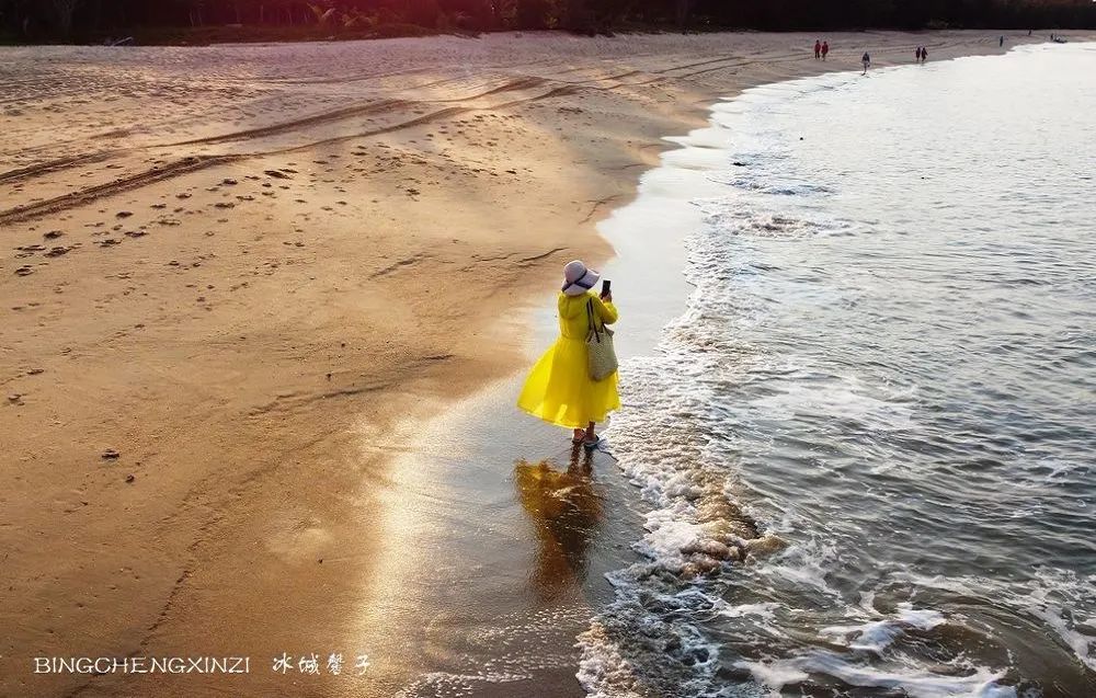 踏海听浪游泳的相关歌曲,听海的声音海浪拍打沙滩