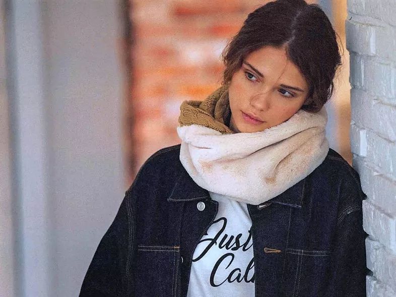 降温围脖怎么用,夏天围巾穿搭
