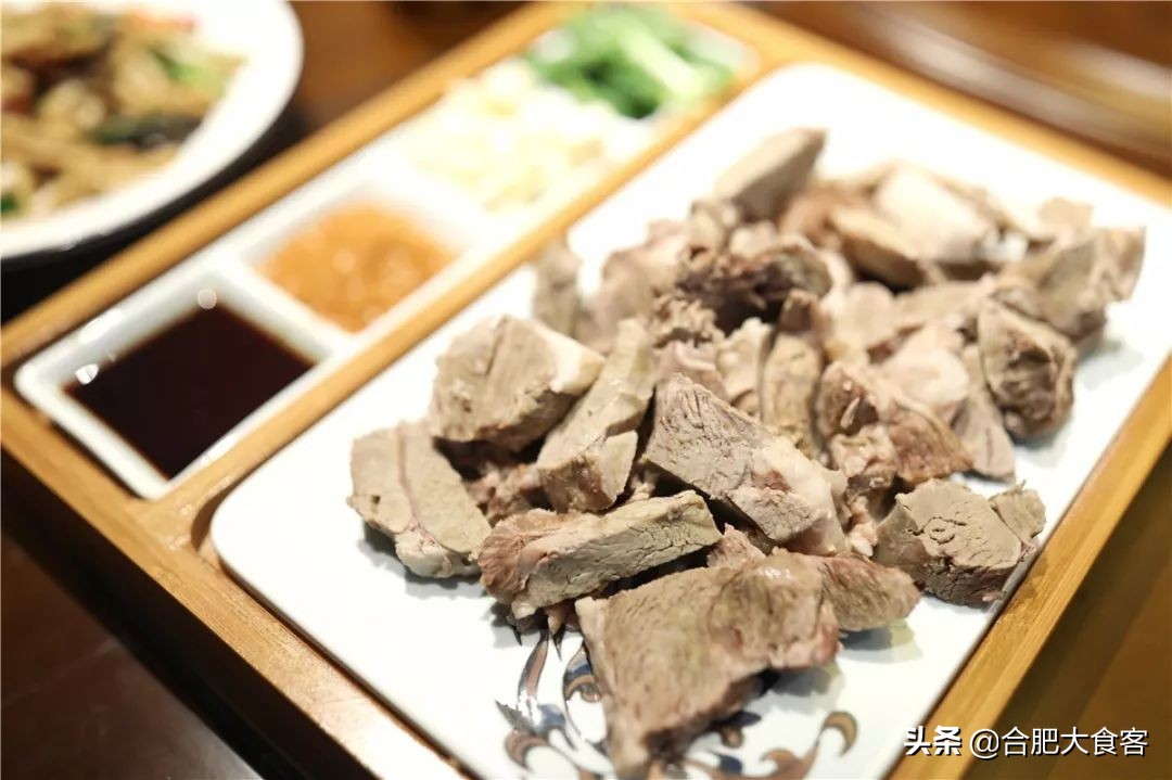 在合肥抖腿取暖的季节，全靠这些羊肉馆子续命