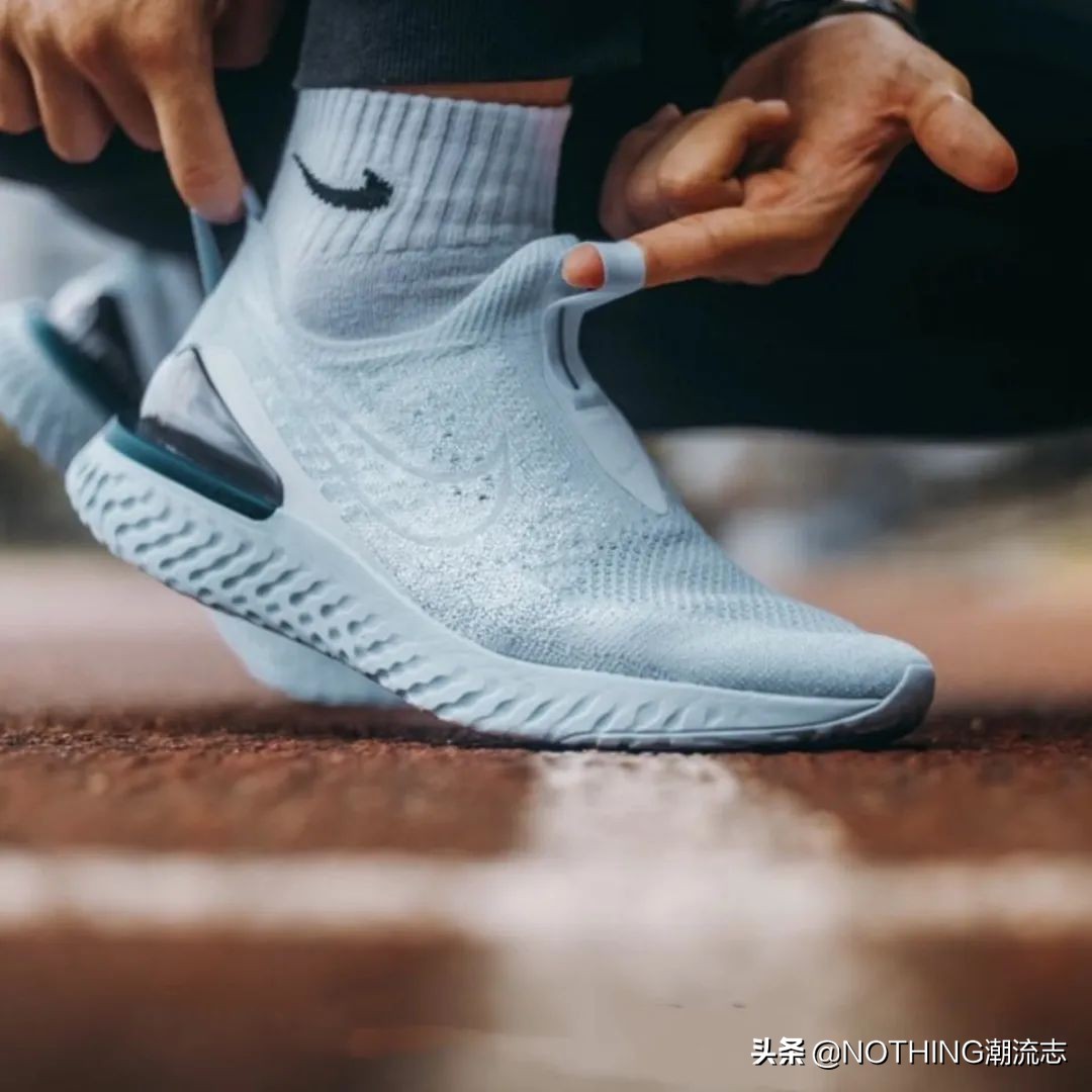 nike跑鞋耐克2019最火的鞋子,nike运动鞋哪一款最好