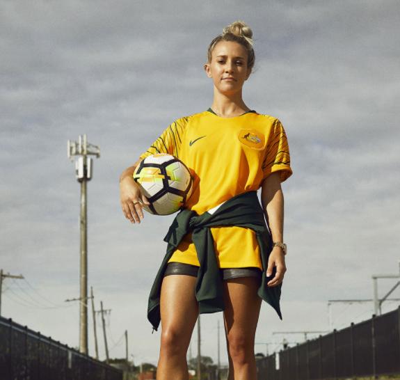 国足迎喜讯,卡塔尔世界杯国足对澳大利亚