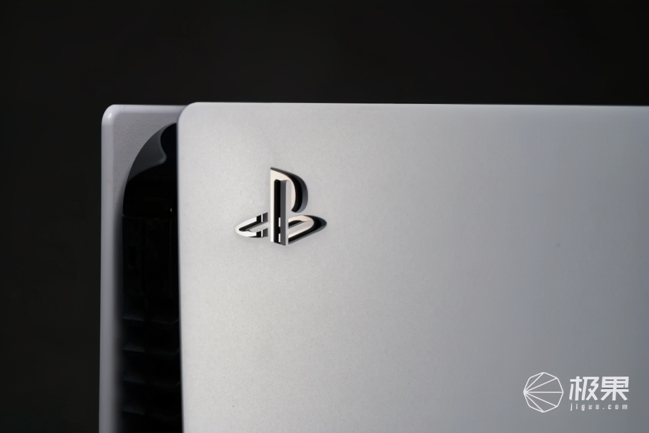 索尼ps5国行正式发布只要3099元,国行ps5值得入手吗