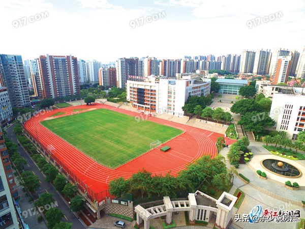 晋江泉州塑胶球场改建,晋江市足球场