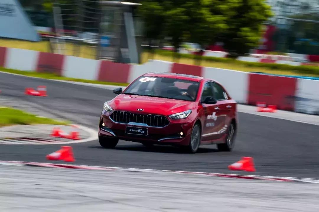 起亚k3是冷门车吗,起亚新款k3还值得入手吗