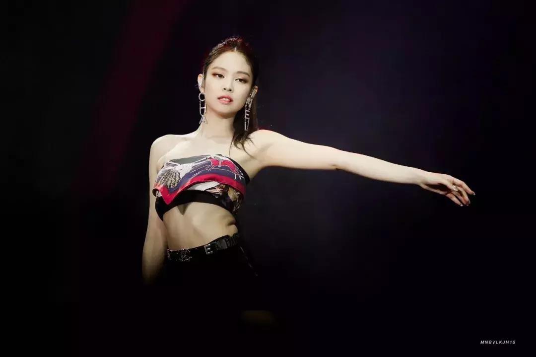 这些丝巾小技巧快学起来,丝巾时尚教学