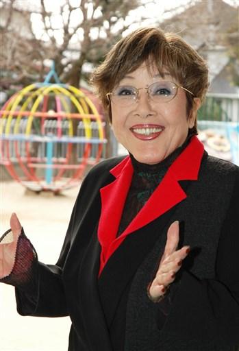 年轻女明星脑梗去世 (日本女星脑梗)