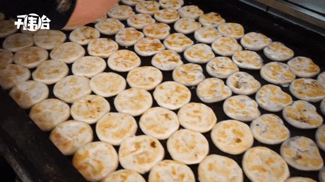 广州花都狮岭市场手工绿豆饼,澳门何妈绿豆饼广州花都店