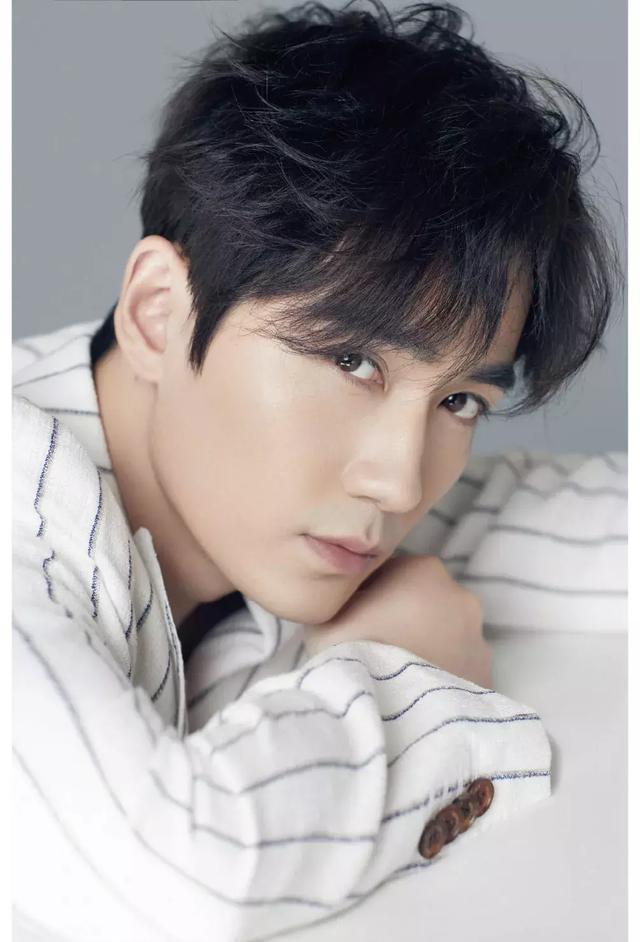 男明星香水合集蔚蓝,男明星的香水有哪些