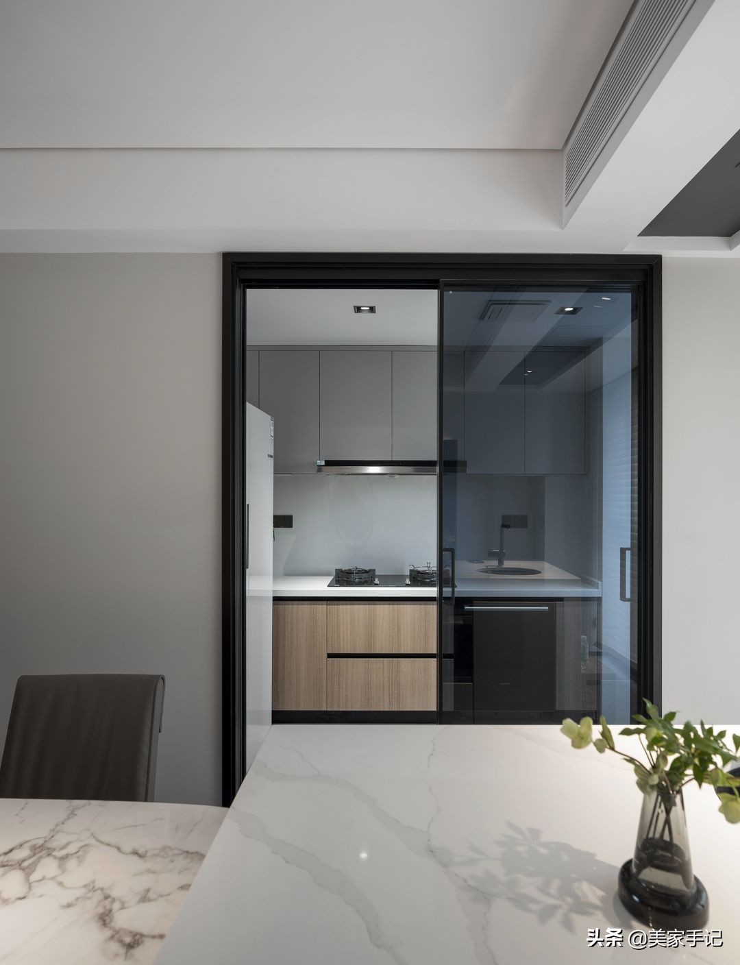 苏州夫妇140㎡家,主卧做个小改动,偷出一个衣帽间,真心实用