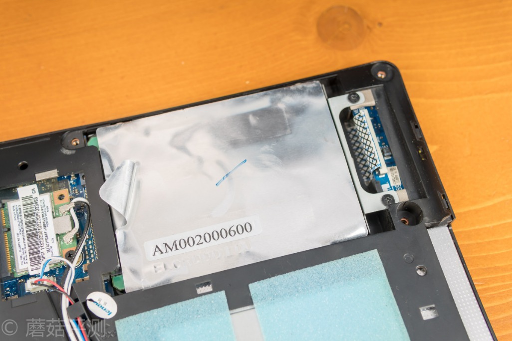 转轴断了维修多少钱,联想y400转轴