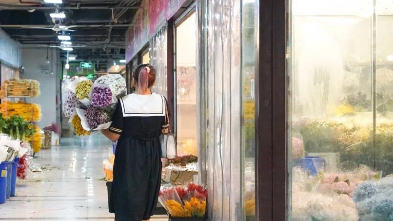 花卉市场晚上营业,今天的花卉市场