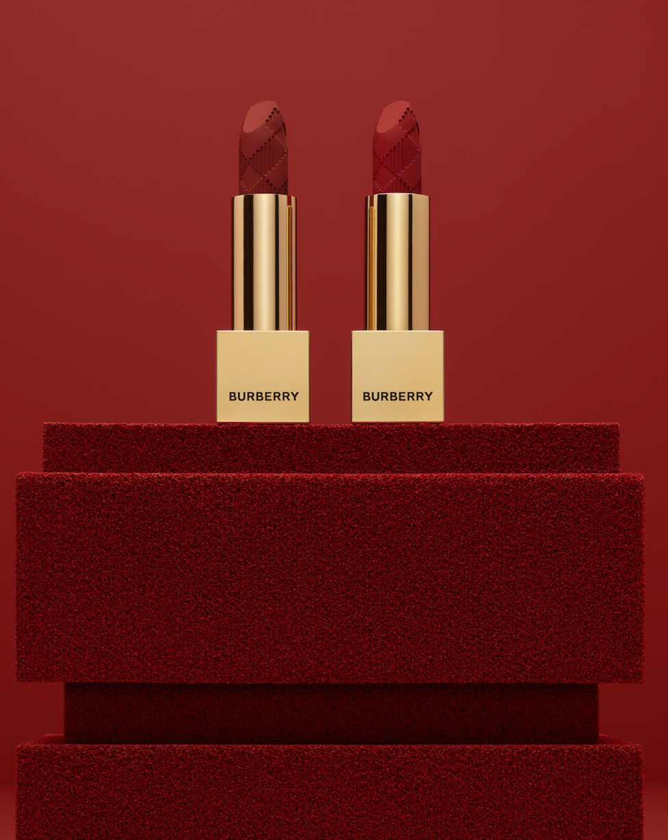 burberry之吻晶润缎彩唇膏试色,burberry液体唇膏93试色