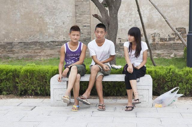 专家预言农村的光棍以后怎么办,我国3000万光棍怎么解决