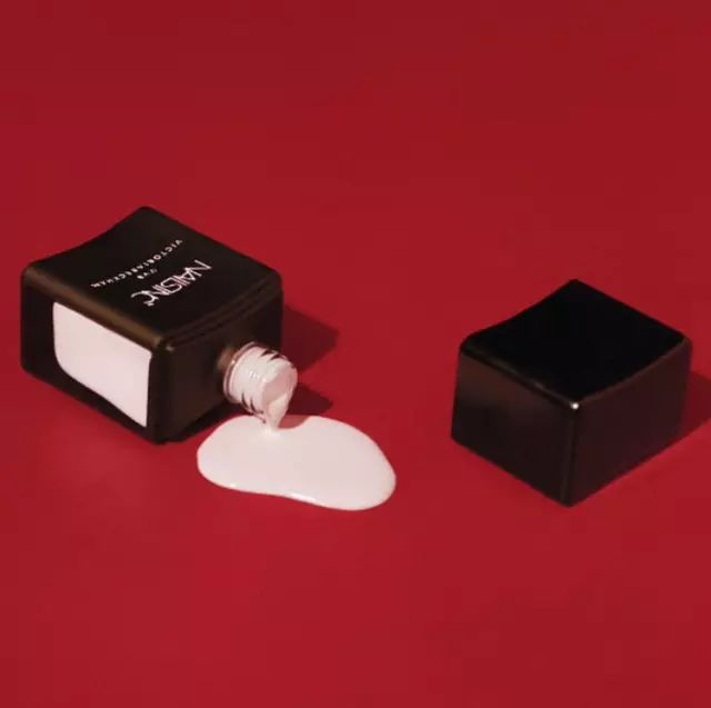 那些看起来很简单实际很难的美甲,有些人看起来很精致其实很穷