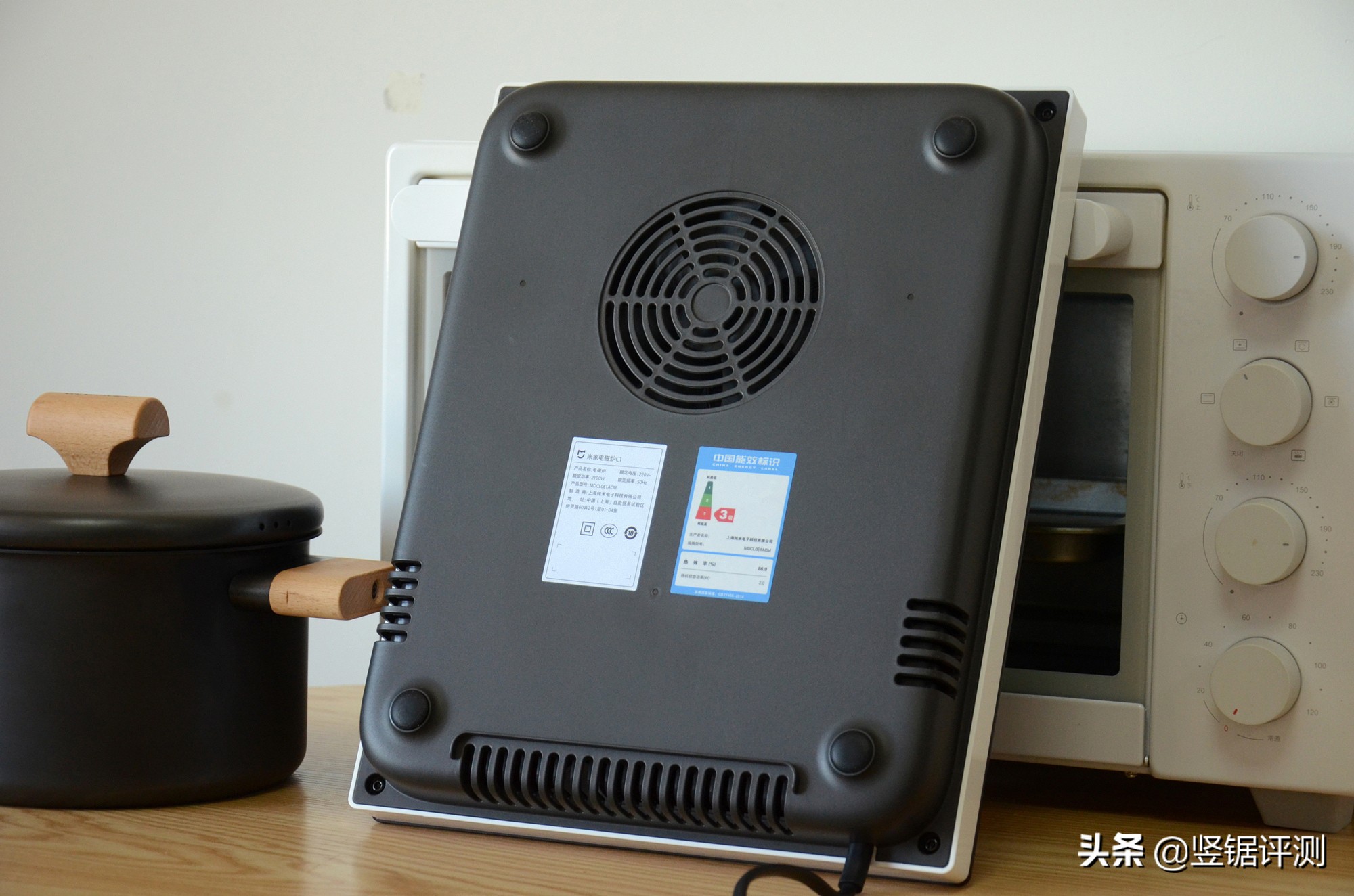 小米“米家电磁炉C1”评测:7挡火力,2100W大功率设计