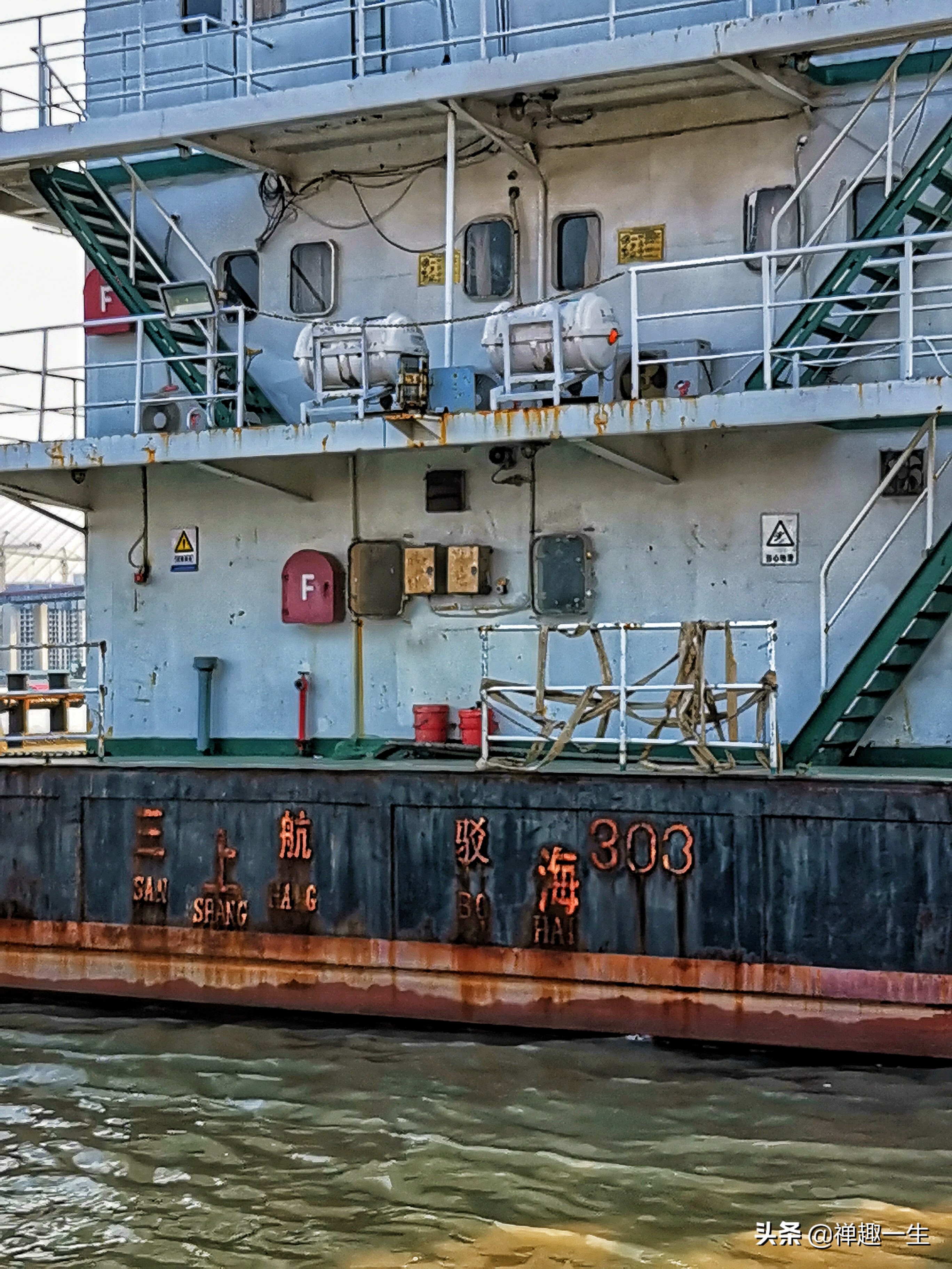 上海075两栖攻击舰在哪个区,075两栖攻击舰在上海哪里