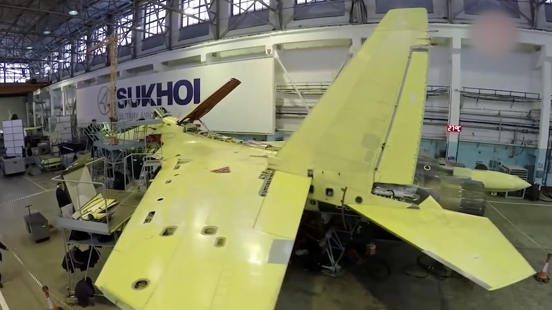 敢与苏联和美国一决高下的国家,苏35性能与美国f22