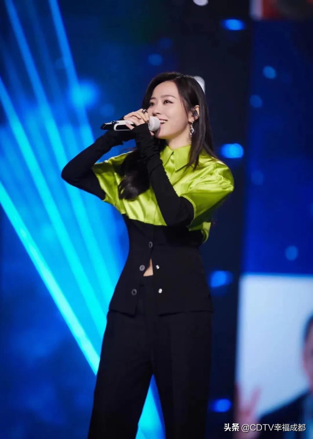 张靓颖张杰老乡,张杰为谢娜打call乘风破浪第四季