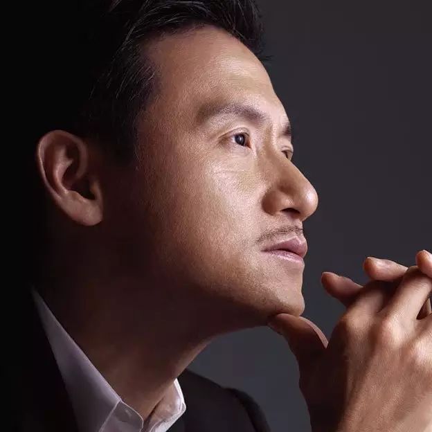 轰动香港乐坛的一首金曲,哪首歌奠定了香港乐坛的巅峰