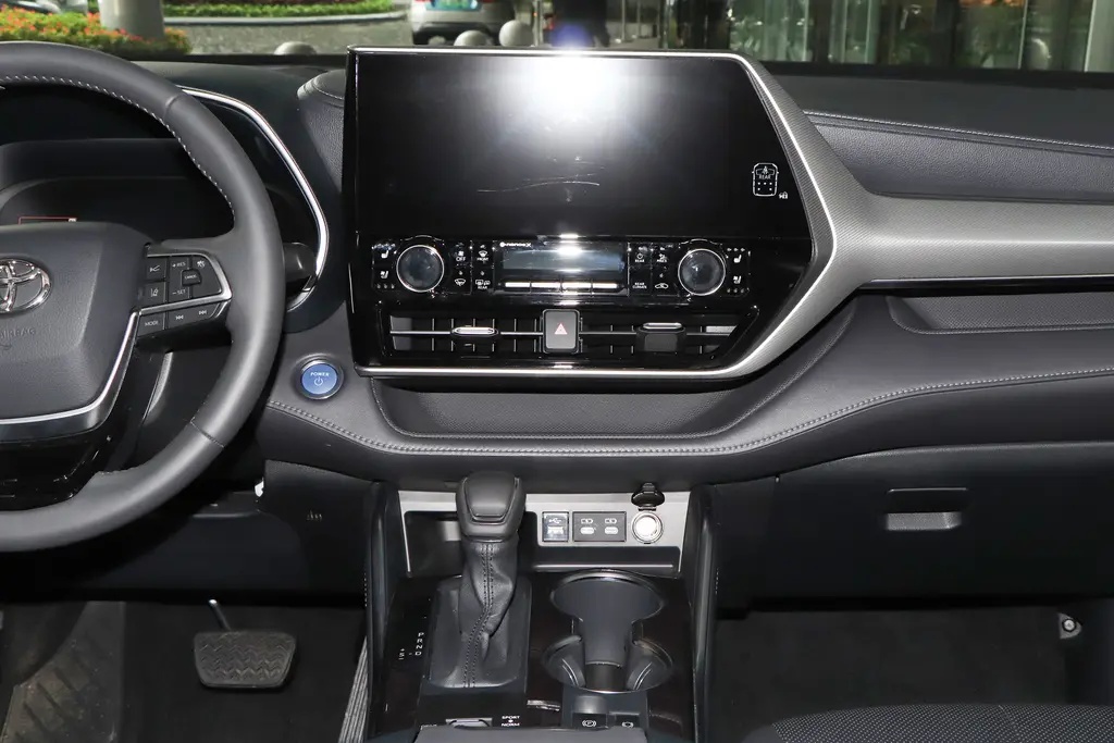 2021款全新丰田汉兰达上市时间,丰田汉兰达降价8万优惠