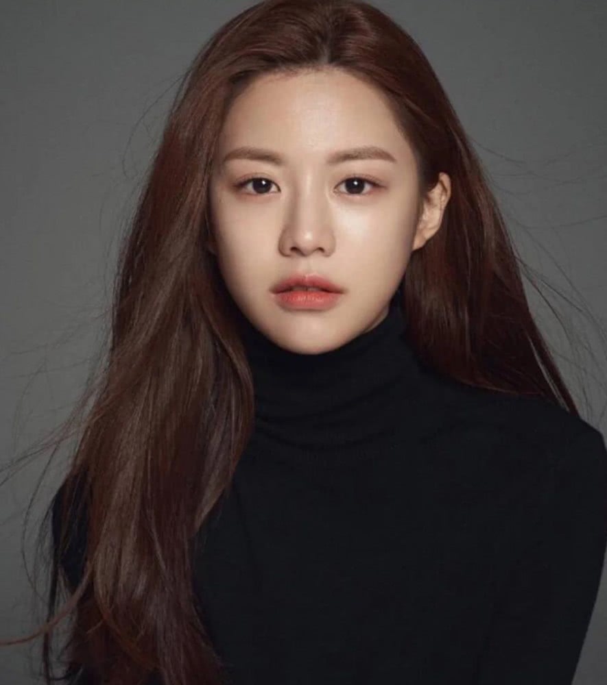 西装搭配连衣裙能搭配光腿神器,西装搭配裙子的法则你知道几种