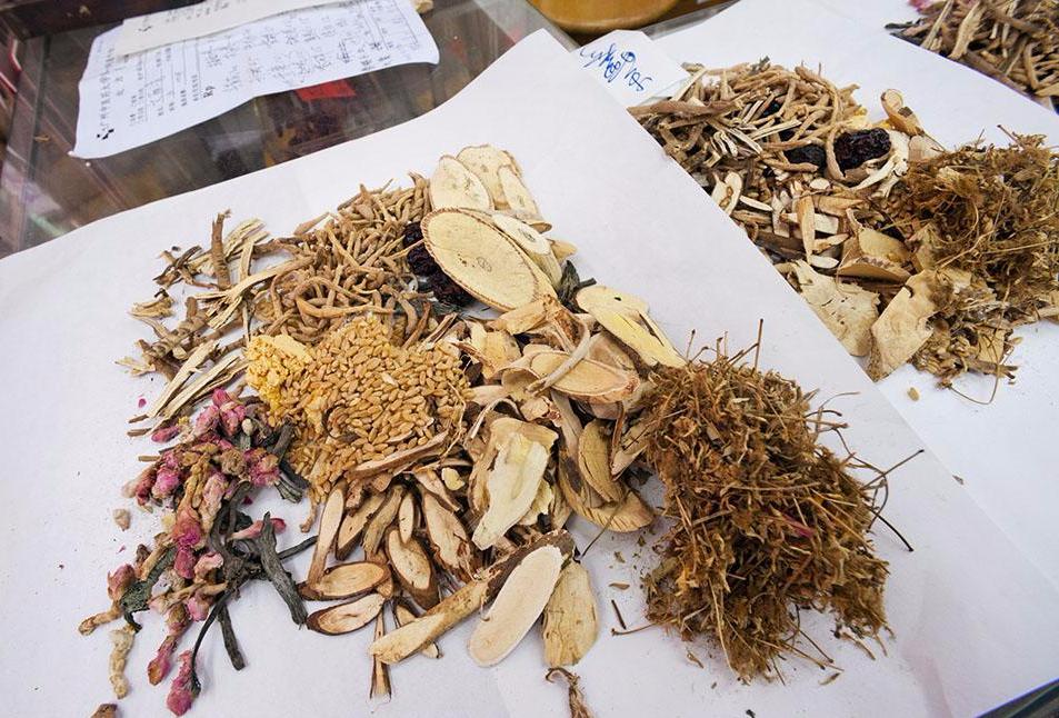 孩子湿疹加重？儿科医生教我3方法，湿疹越来越少，轻松赶跑它