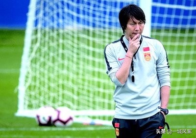 “西医”不行了，要根治中国足球的病，李铁是付“中药”吗？