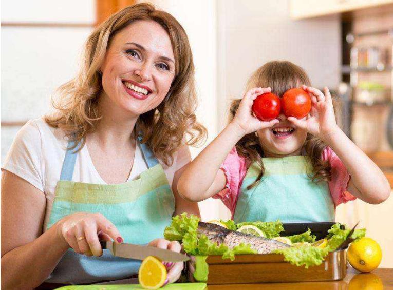 宝妈鱼刺卡住喉咙,鱼刺卡住了去医院取出要多少钱