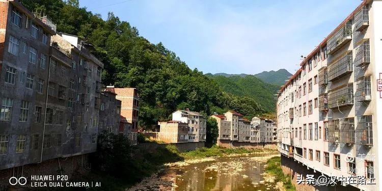 汉中圈子崖天坑,汉中镇巴圈子崖天坑旅游攻略