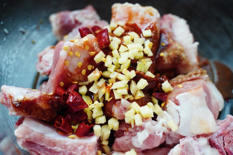 排骨怎么做才嫩滑不老,排骨怎样做不柴而嫩滑