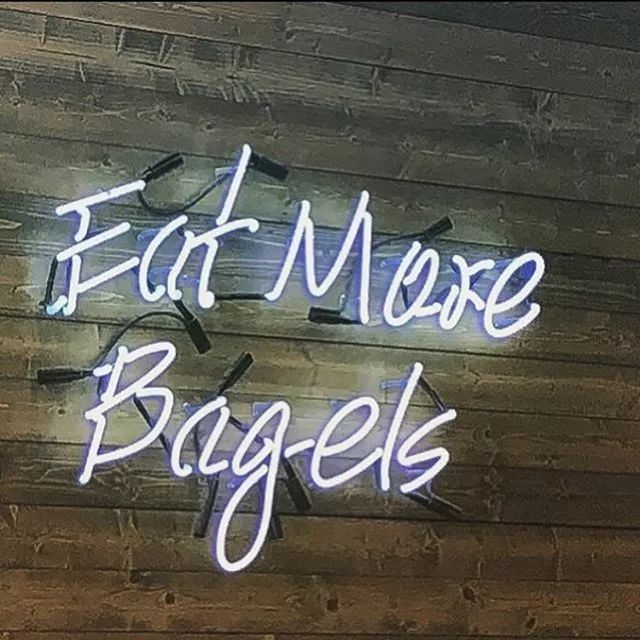 贝果:我才不是夹了菜的甜甜圈