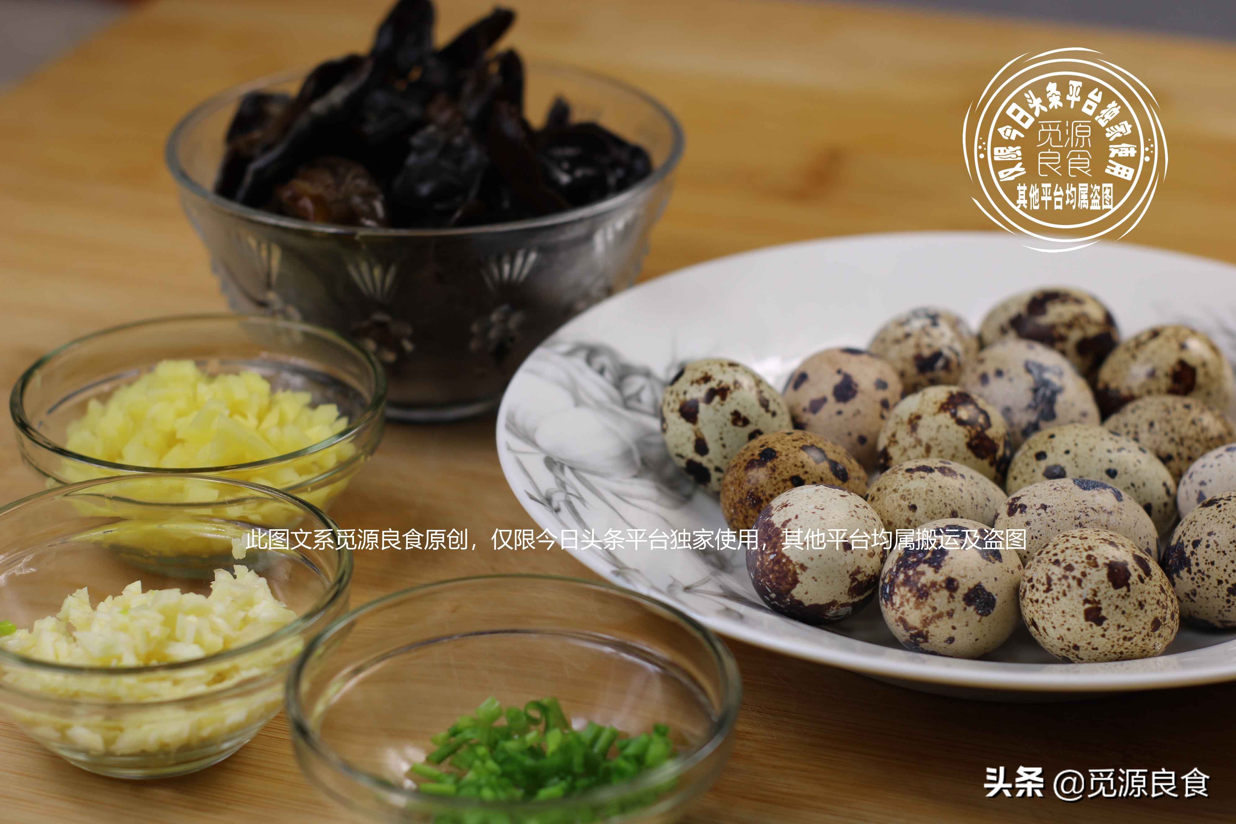 烤鹌鹑蛋酸甜口酱的做法,茄汁虎皮鹌鹑蛋酸甜可口很开胃