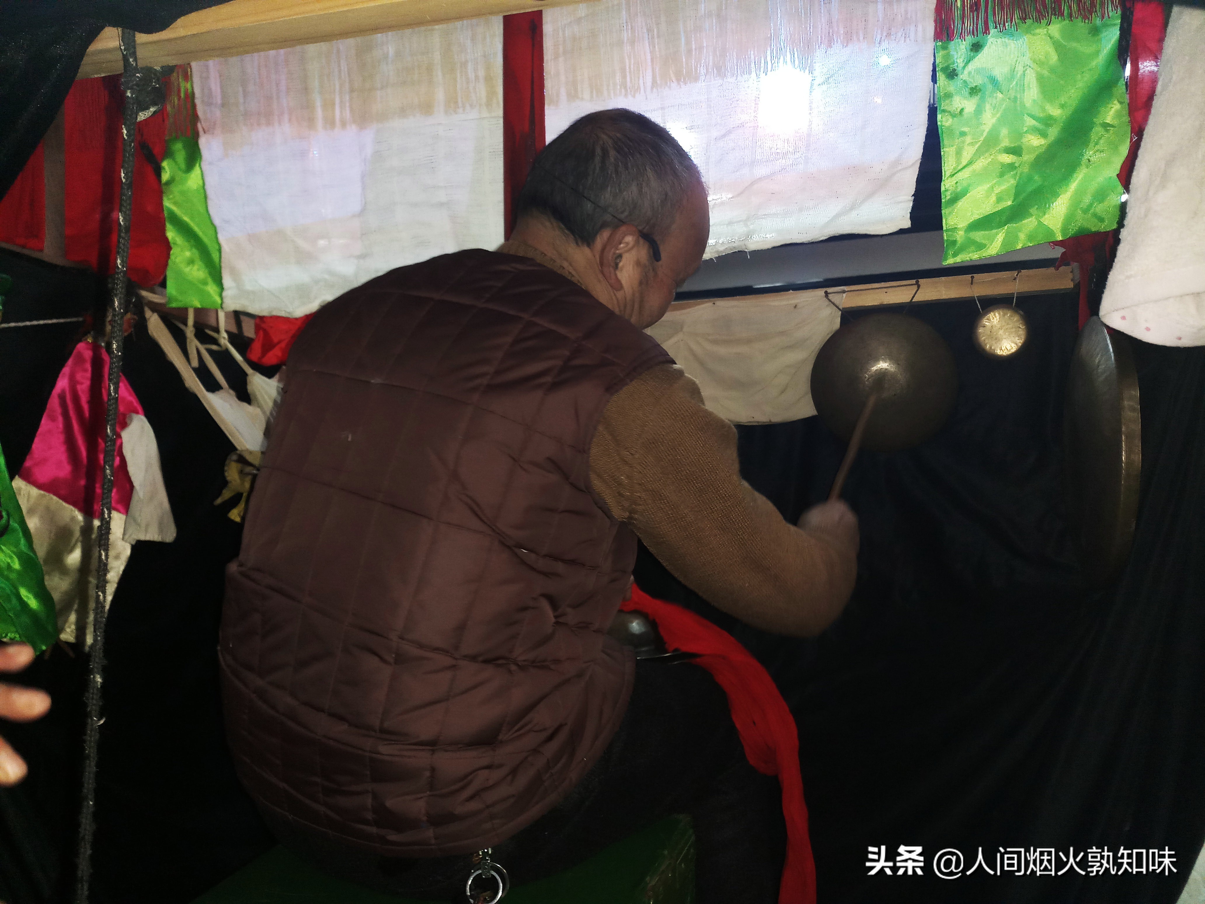 四川被单戏艺人陈远立技艺精湛挣钱少，没有徒弟传统文化后继无人