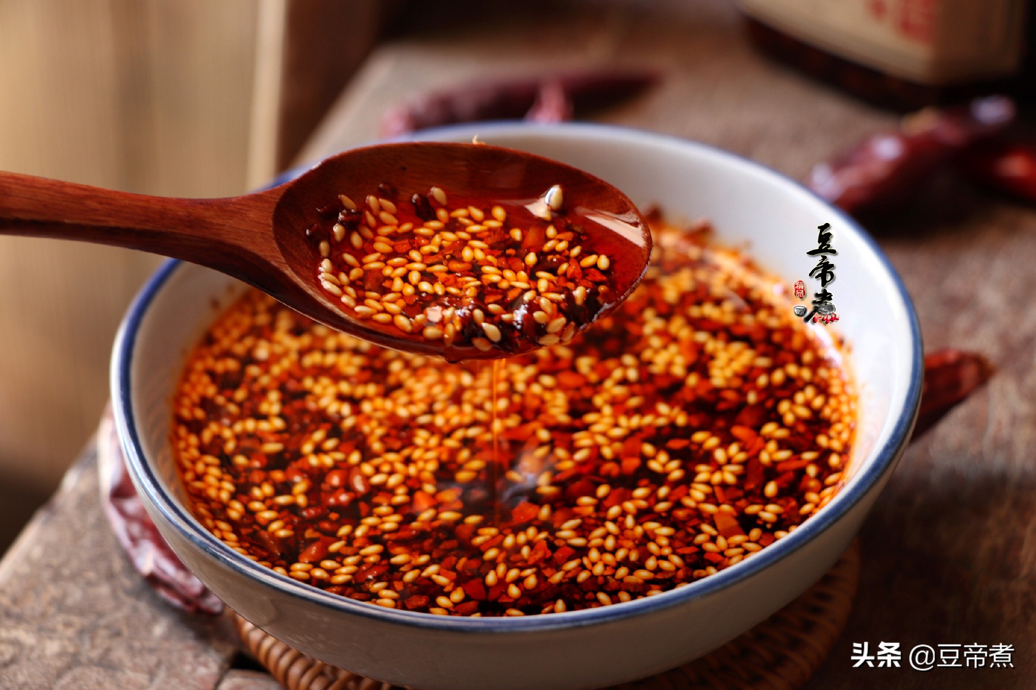 下雨没事在家自制凉皮,和家人一起做凉皮
