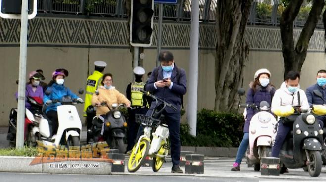 南宁共享电动车上不了路,共享电动车南宁为什么那么多