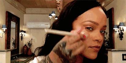 被卡戴珊家族霸凌的人 (中东卡戴珊身价)