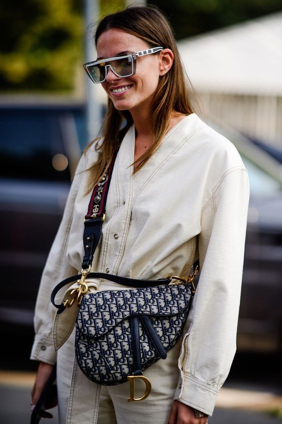 第一个大牌包包怎么买,入手的第一个大牌包包怎么选