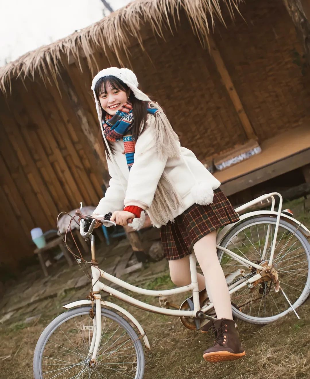 马丁靴冬天裤子,马丁靴长筒秋冬过膝搭配示范