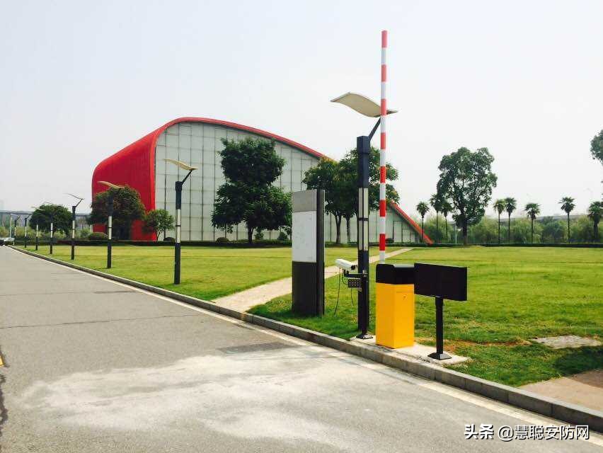 2018年出入口控制与识别上市企业经营情况