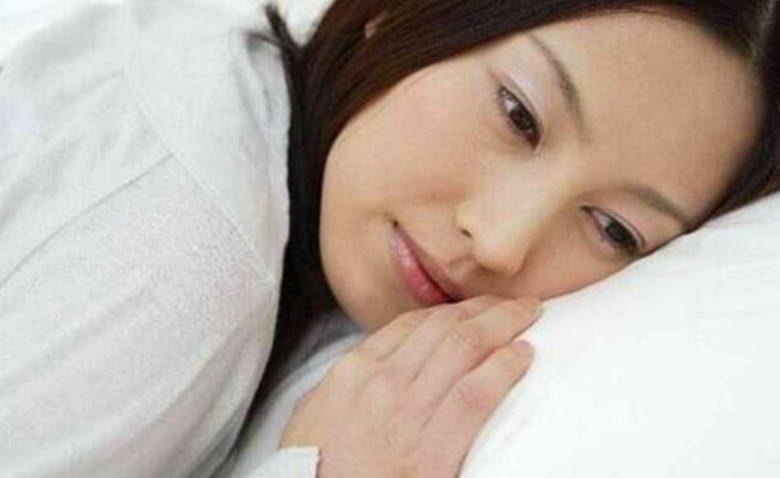 夫妻长期分居女人该怎么做,夫妻长期两地分居女人该如何解决