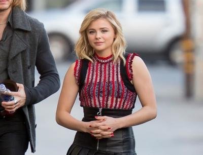 时尚达人教你夏季穿衣小妙招,苹果型身材夏季如何穿衣显瘦