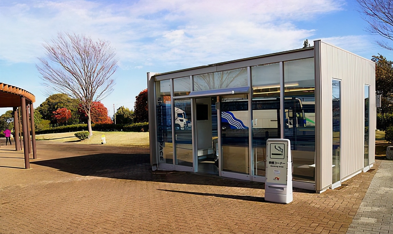 被吸烟熏黄的墙壁怎么清除,吊顶被烟熏黄了怎么清洗