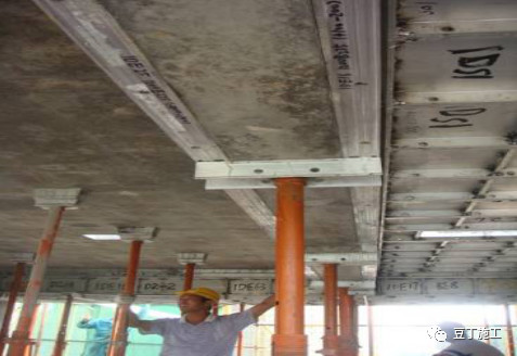 铝模板外模的施工方法,铝模与木模板的区别是什么