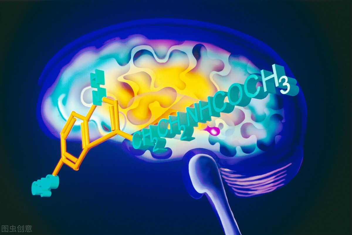 中老年人失眠会引起什么并发症,中老年人长期失眠吃奶粉有帮助吗