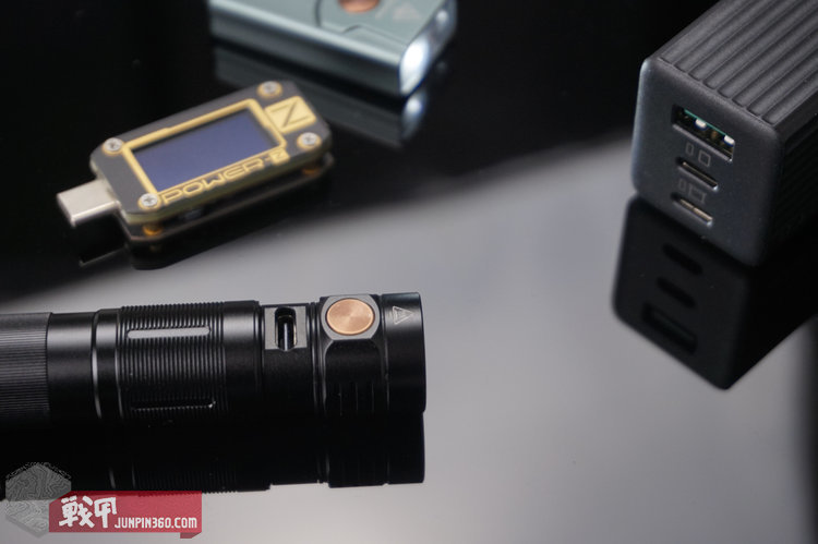 新款fenixe12v2.0迷你手电筒,fenix迷你手电筒e02r