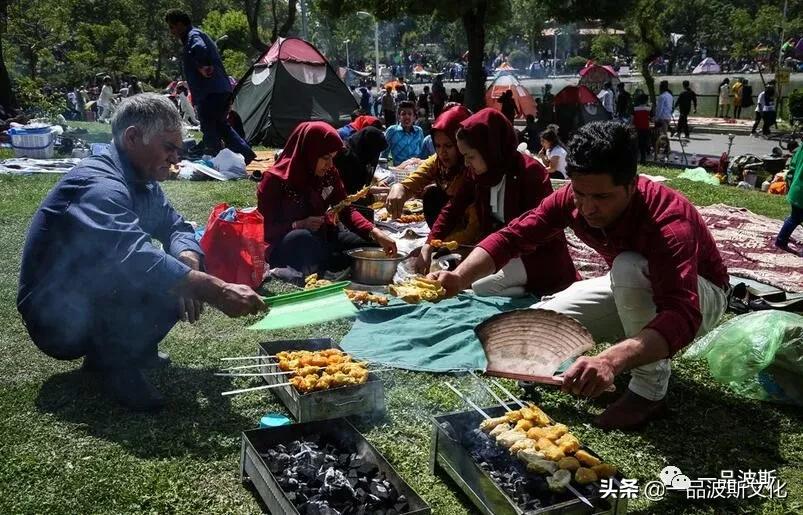 波斯新年定为假日,波斯新年前夕萨达节